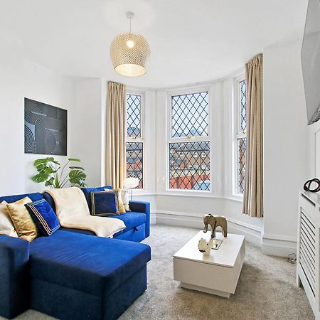 Home In Woodhouse, Leeds,Free 4 Car Parking,Free Wifi 外观 照片