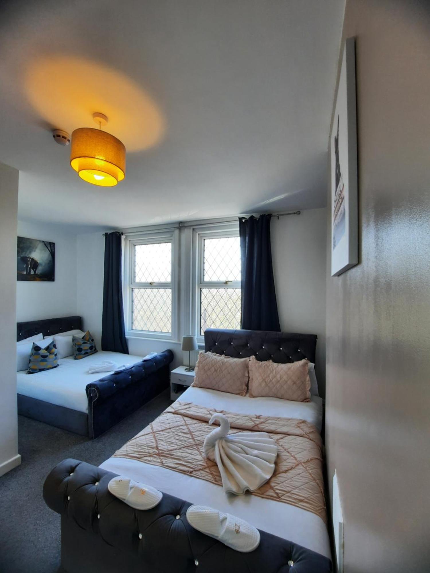 Home In Woodhouse, Leeds,Free 4 Car Parking,Free Wifi 外观 照片